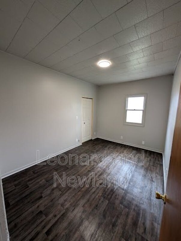 Building Photo - 515 S 10th St