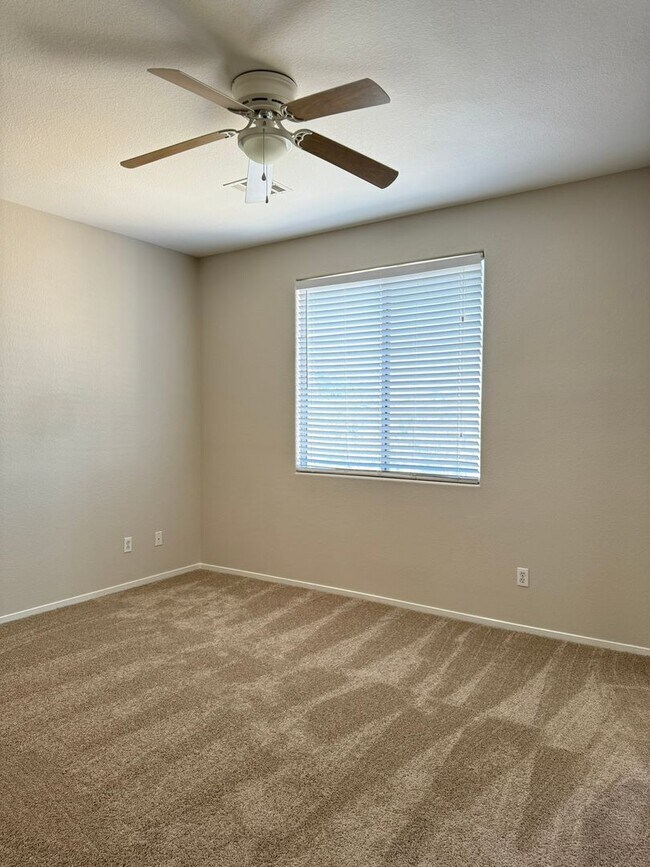 Building Photo - 4908 Sparkling Sky Ave