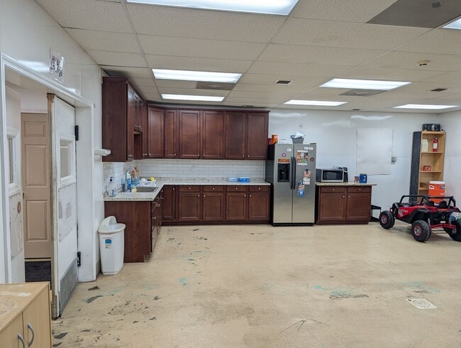 Building Photo - 1500 Wilson Ave