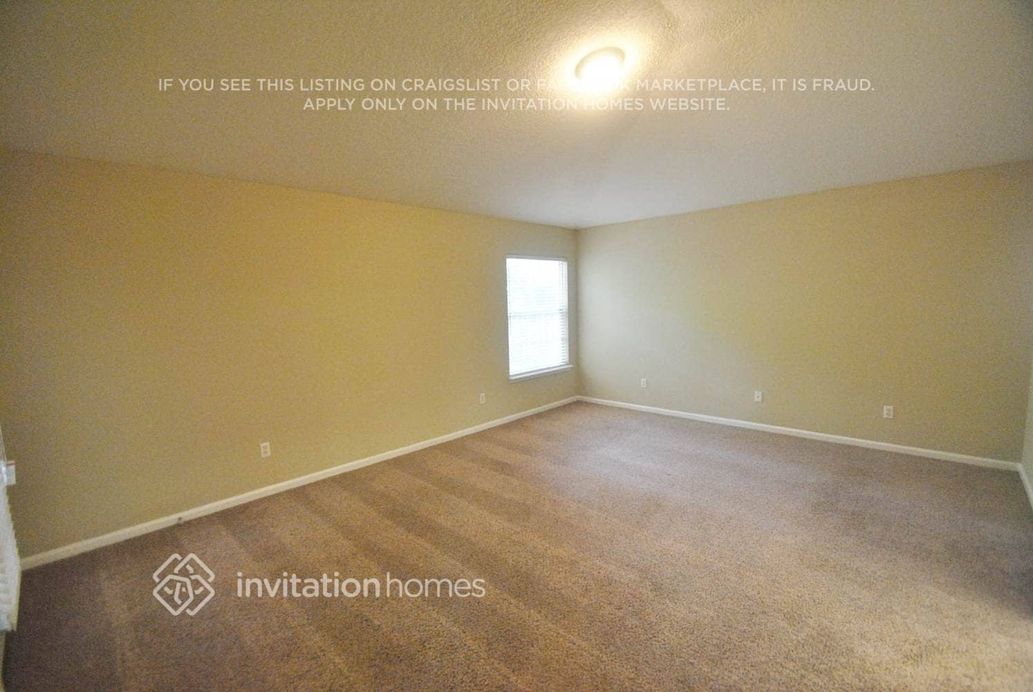 Building Photo - 9566 Southbrook Dr