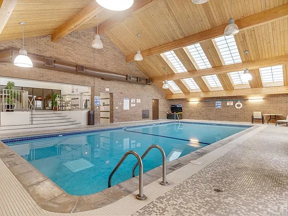 Building Photo - 20 NE 2nd St