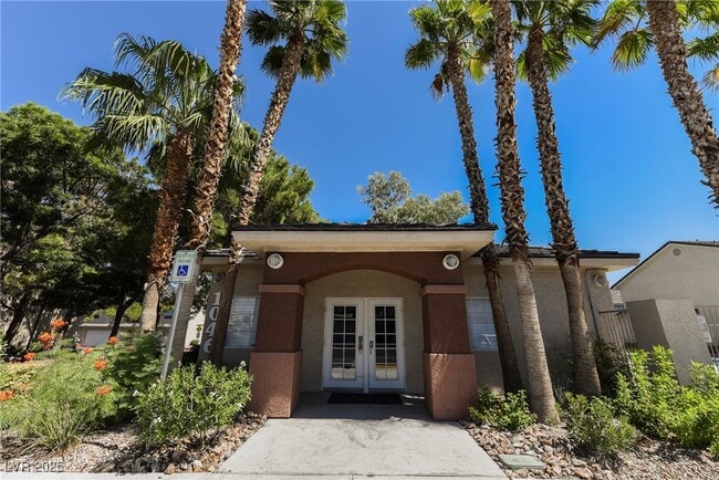 Building Photo - 1315 Silver Sierra St
