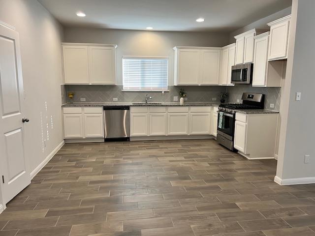 Building Photo - 221 Arabian Colt Dr