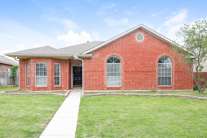 Primary Photo - 1330 Bogard Ln