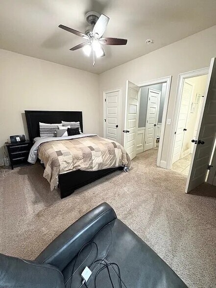 5th Bedroom(1st Floor) - 206 Heights Ave