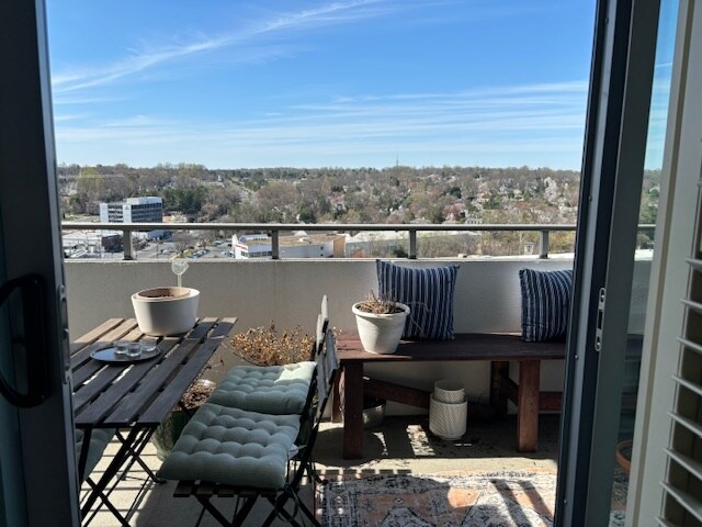 Building Photo - 5101 River Rd