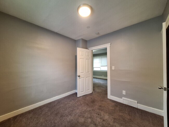 Building Photo - Welcome Home!