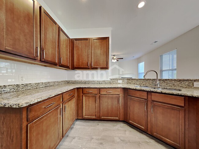 Building Photo - 306 Peters Creek Dr