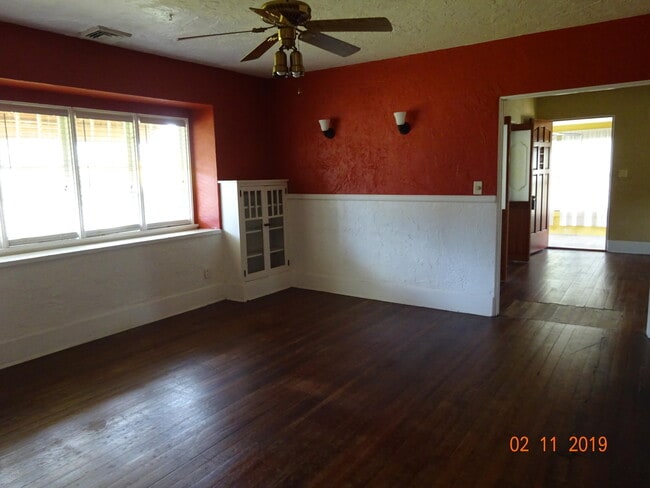 Building Photo - 112 Fox Pl