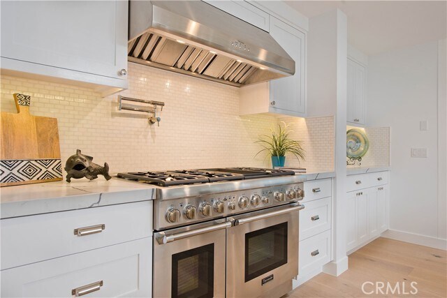 Building Photo - 16449 Tudor Dr