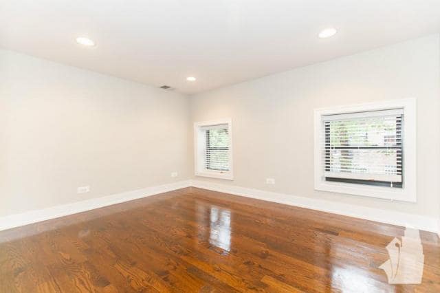 Building Photo - 1 bedroom in Chicago IL 60614