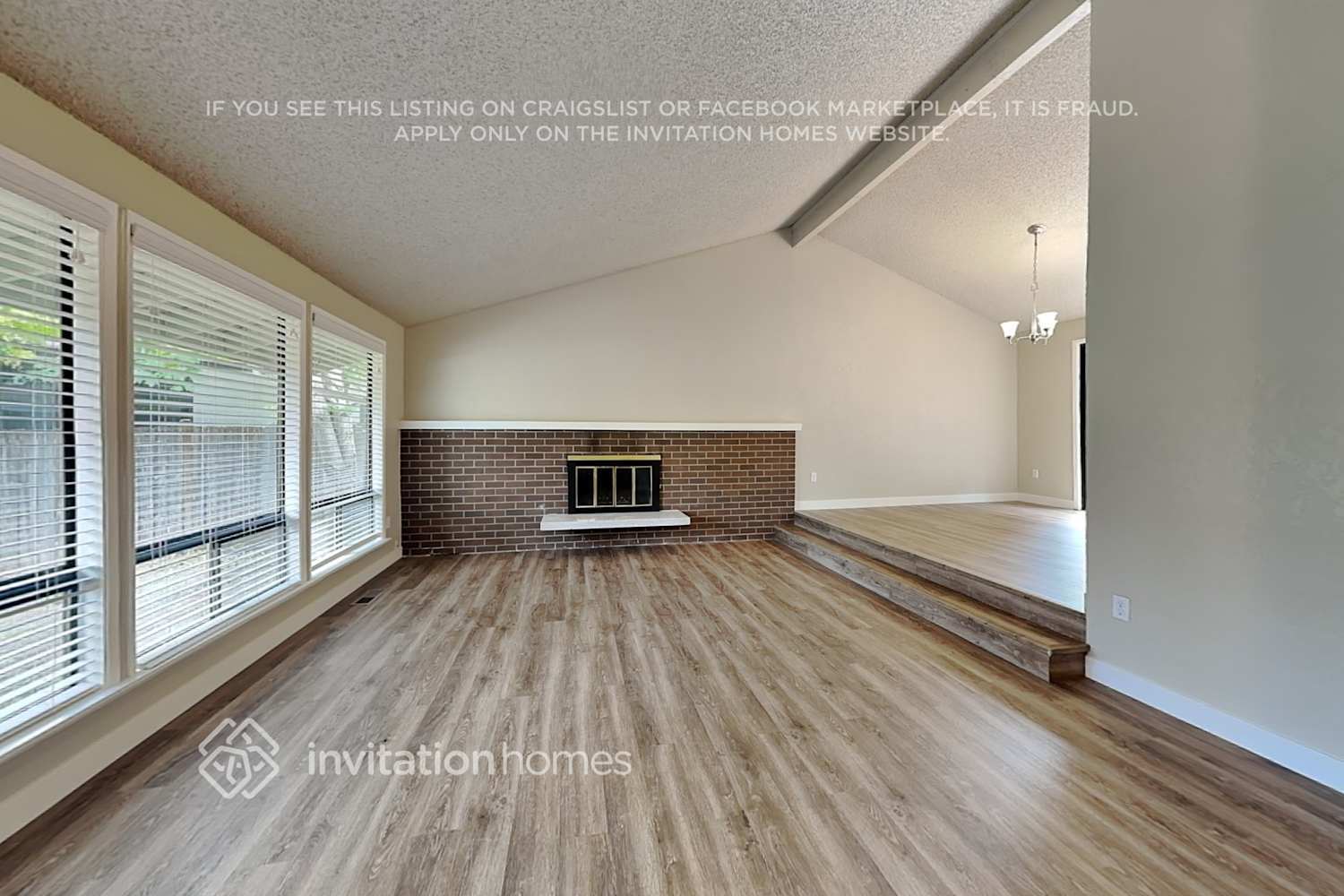 Building Photo - 5121 S 302nd Pl