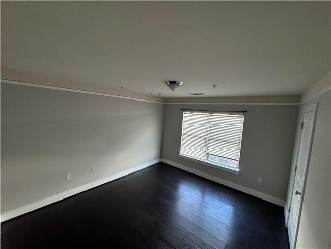 Building Photo - 216 Semel Dr