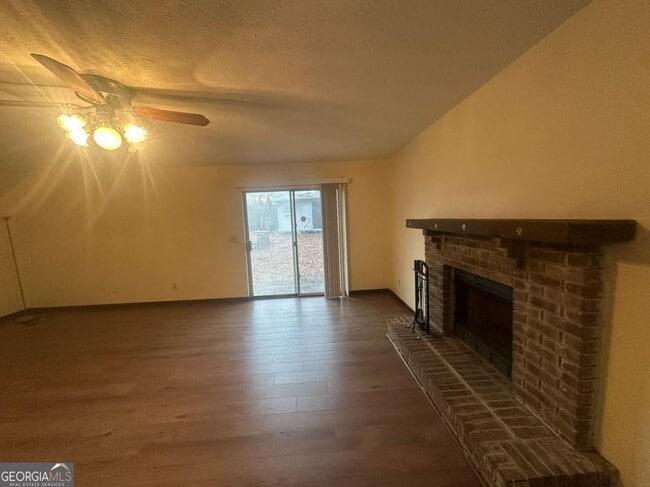 Building Photo - 313 Ridge Trail