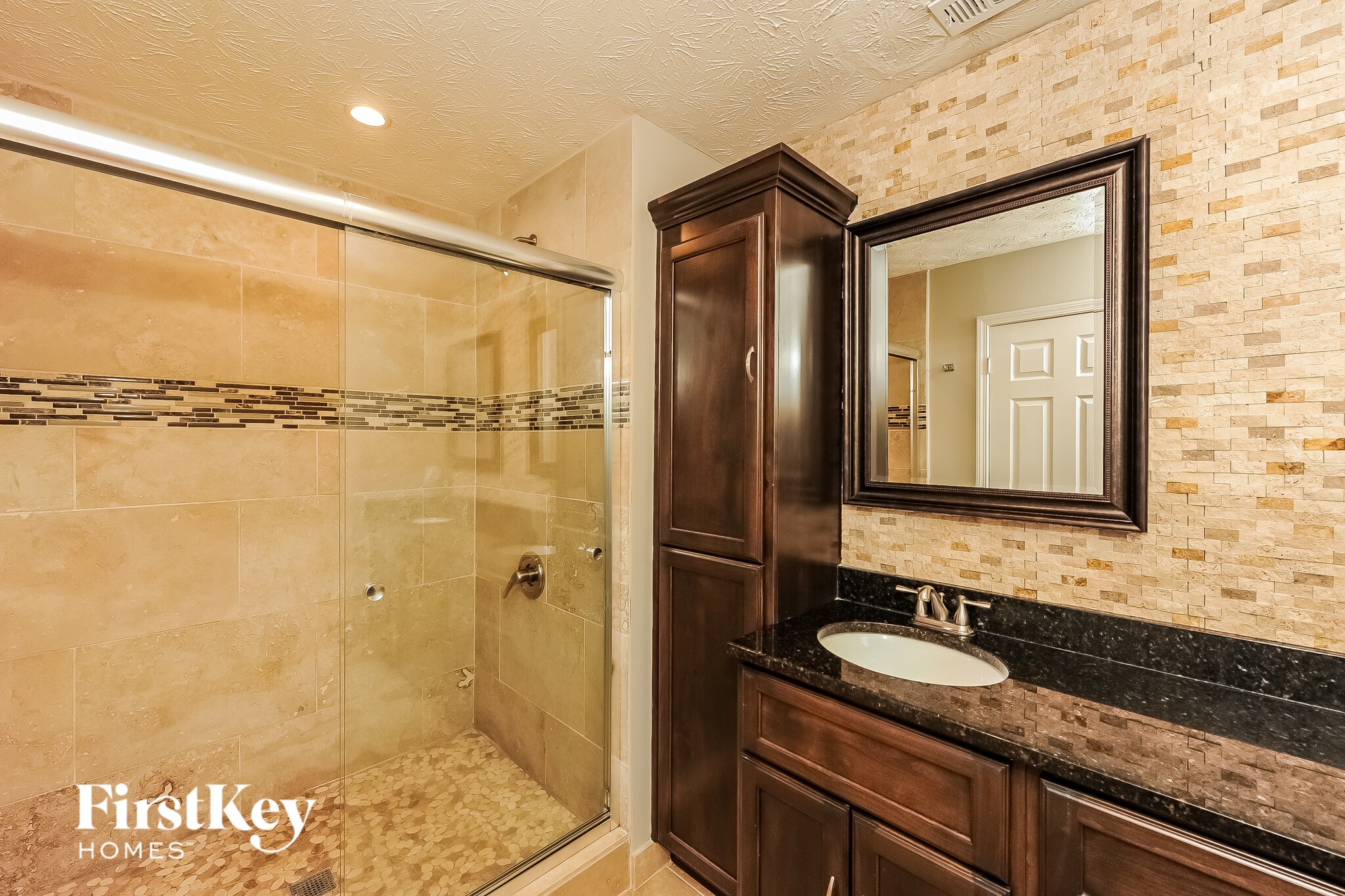 Building Photo - 4445 Waterman Dr