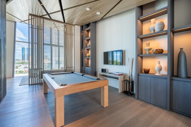 Building Photo - New Koula STUDIO