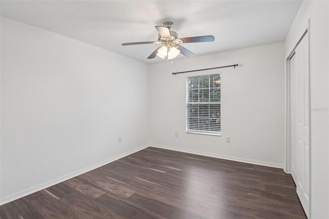 Building Photo - 11006 Running Pine Dr