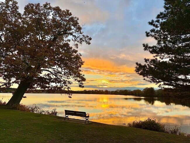 Building Photo - 57 Salem St