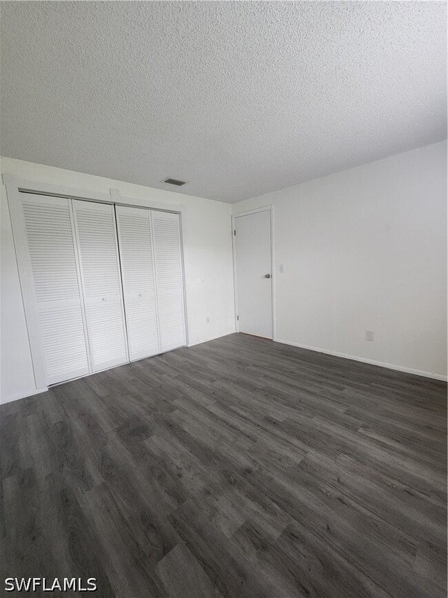 Building Photo - 4619 Chippendale Dr