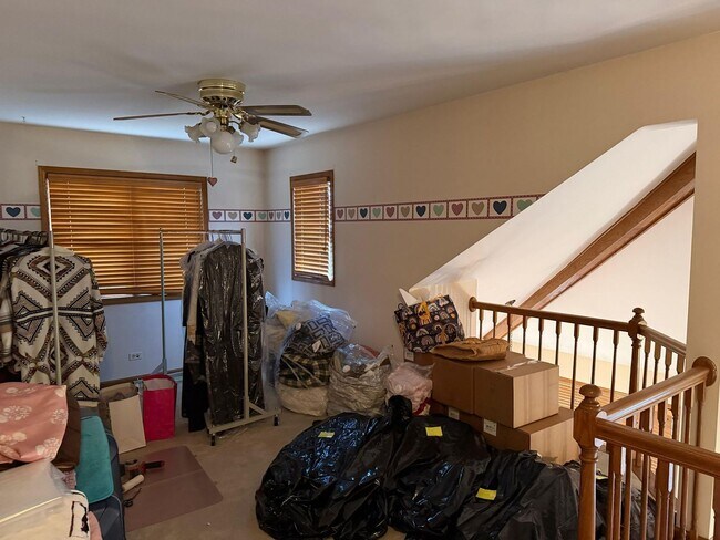 Building Photo - 229 Shea Dr