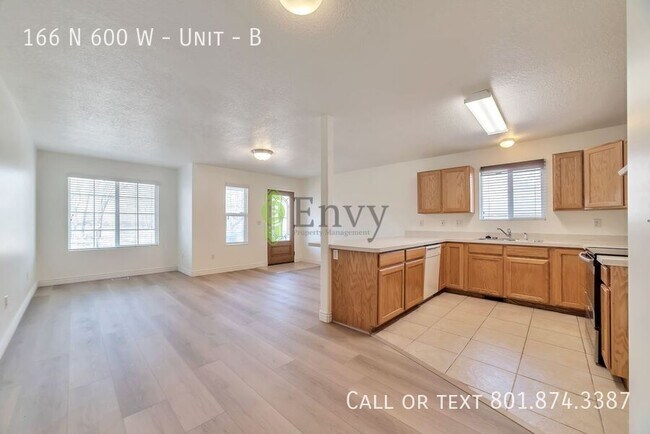 Building Photo - 166 N 600 W