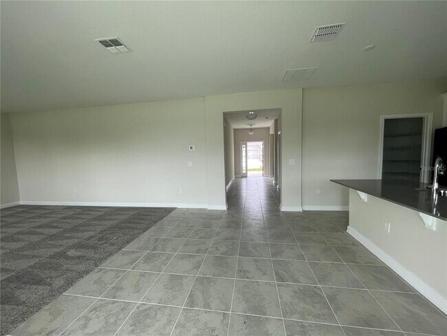 Building Photo - 11029 Robert Frost Dr