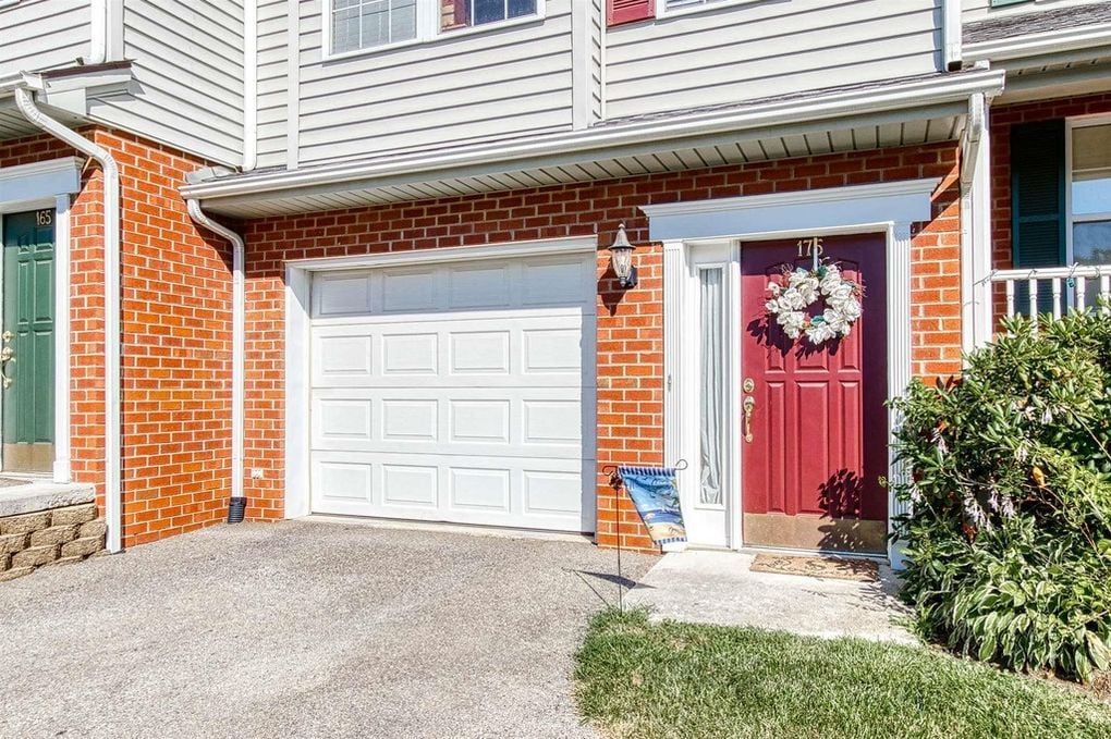 Building Photo - 175 Blue Leaf Dr