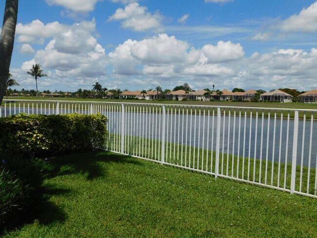 Building Photo - 6797 Southport Dr