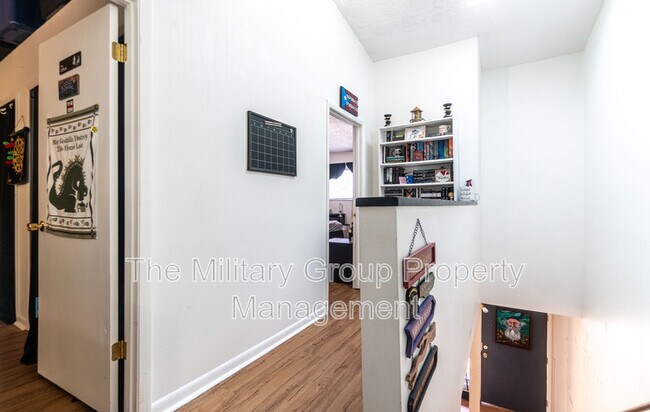 Building Photo - 4814 Kingsmeadow Ln