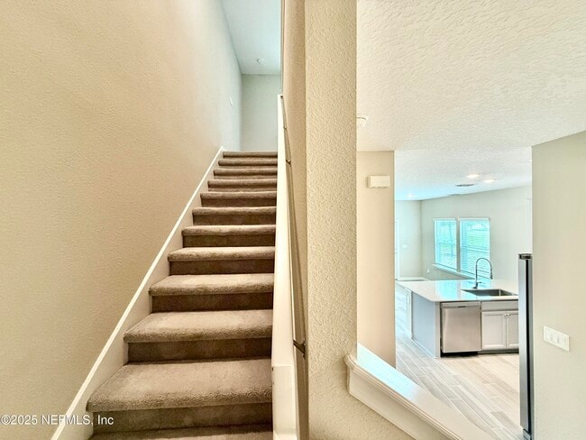 Building Photo - 1193 Beach Dune Dr