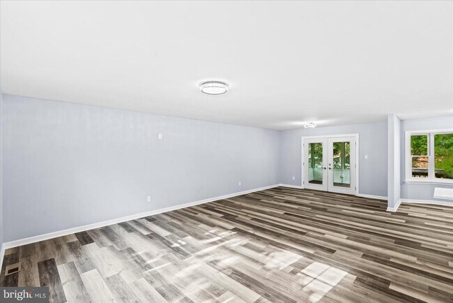 Building Photo - 2312 Harpoon Dr