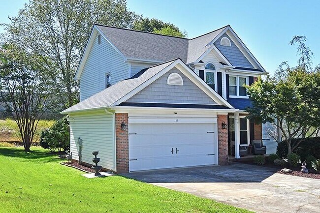 Primary Photo - 119 Shining Armor Ct