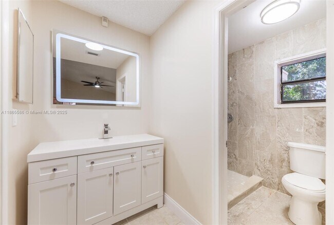 Building Photo - 2532 NW 87th Dr