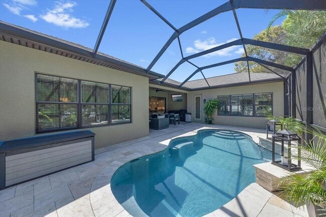 Building Photo - 13818 Moonstone Canyon Dr