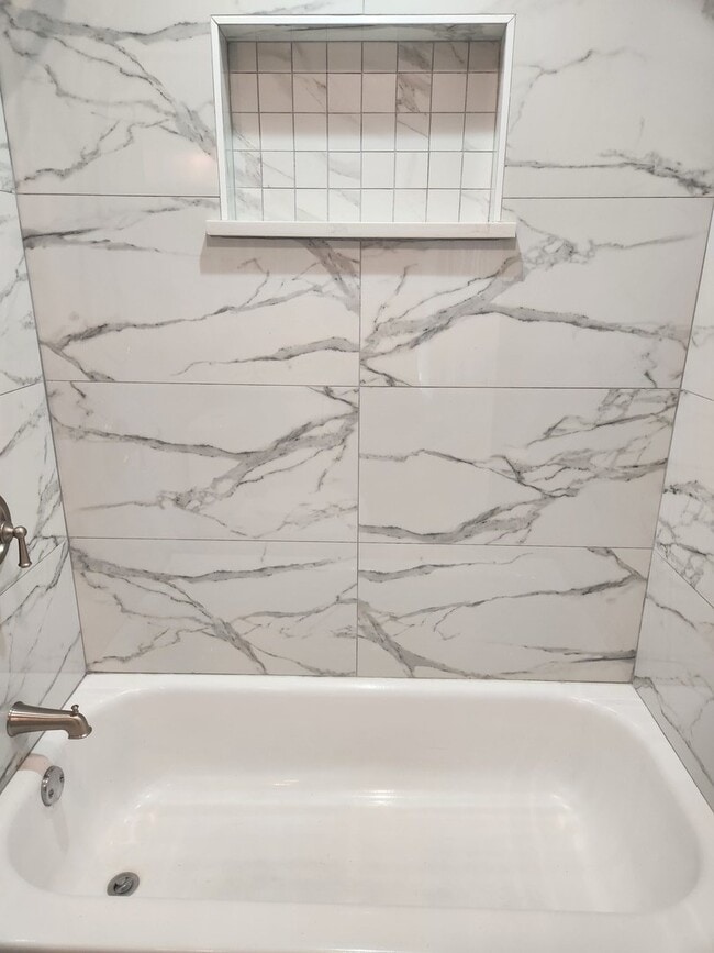 Building Photo - 1020 Brunswick Harbor