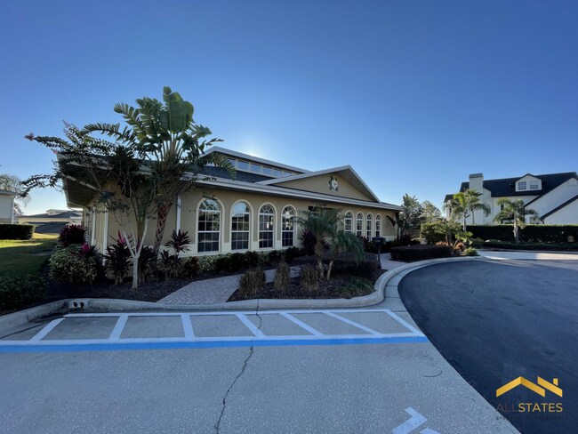 Building Photo - 13532 Fountainbleau Dr