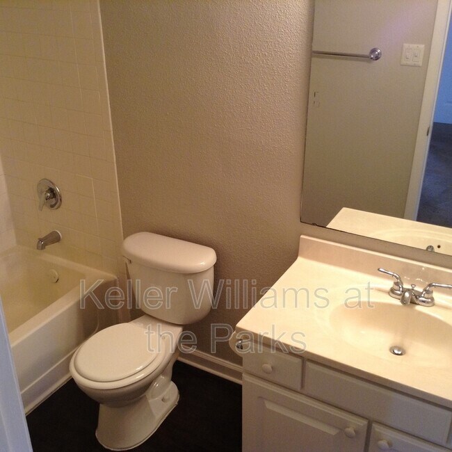 Building Photo - 3716 Idlebrook Cir