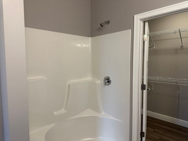 Building Photo - Castles Pines Duplex
