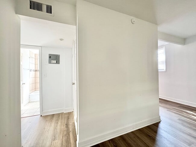 Building Photo - Updated 4 bedroom home convenient to 29