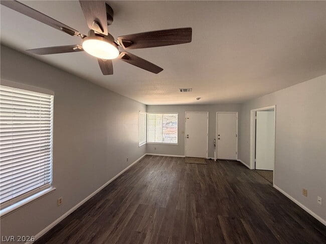 Building Photo - 1593 Teardrop St