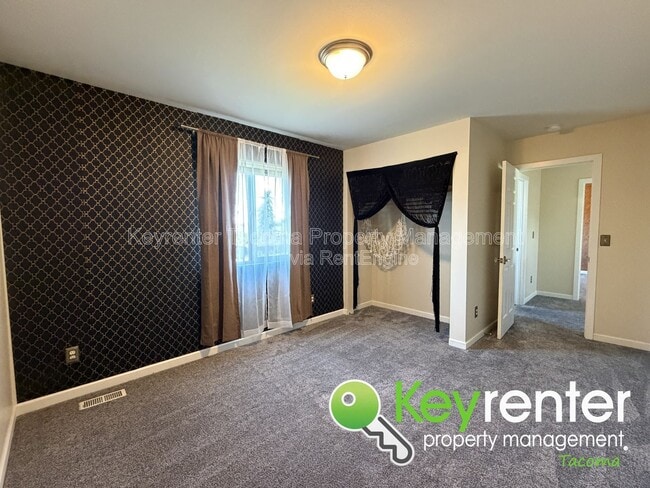 Building Photo - 403 Rudnick Ct NW