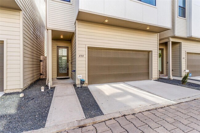 Building Photo - 4705 Thornton Grove