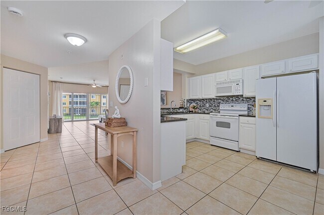 Building Photo - 10010 Maddox Ln