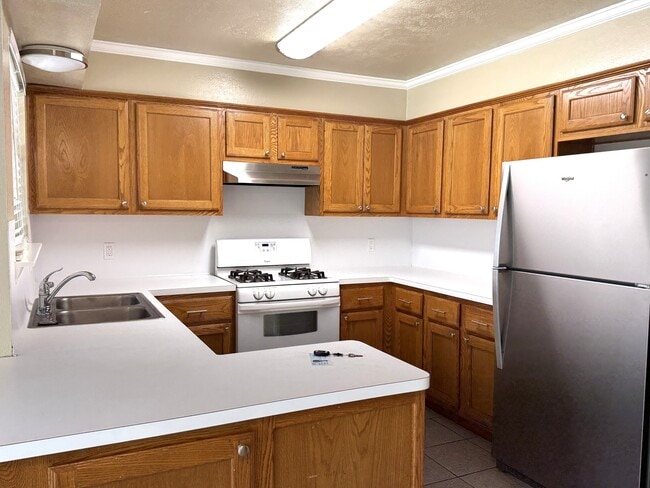 Building Photo - 1505 Richland Ct N