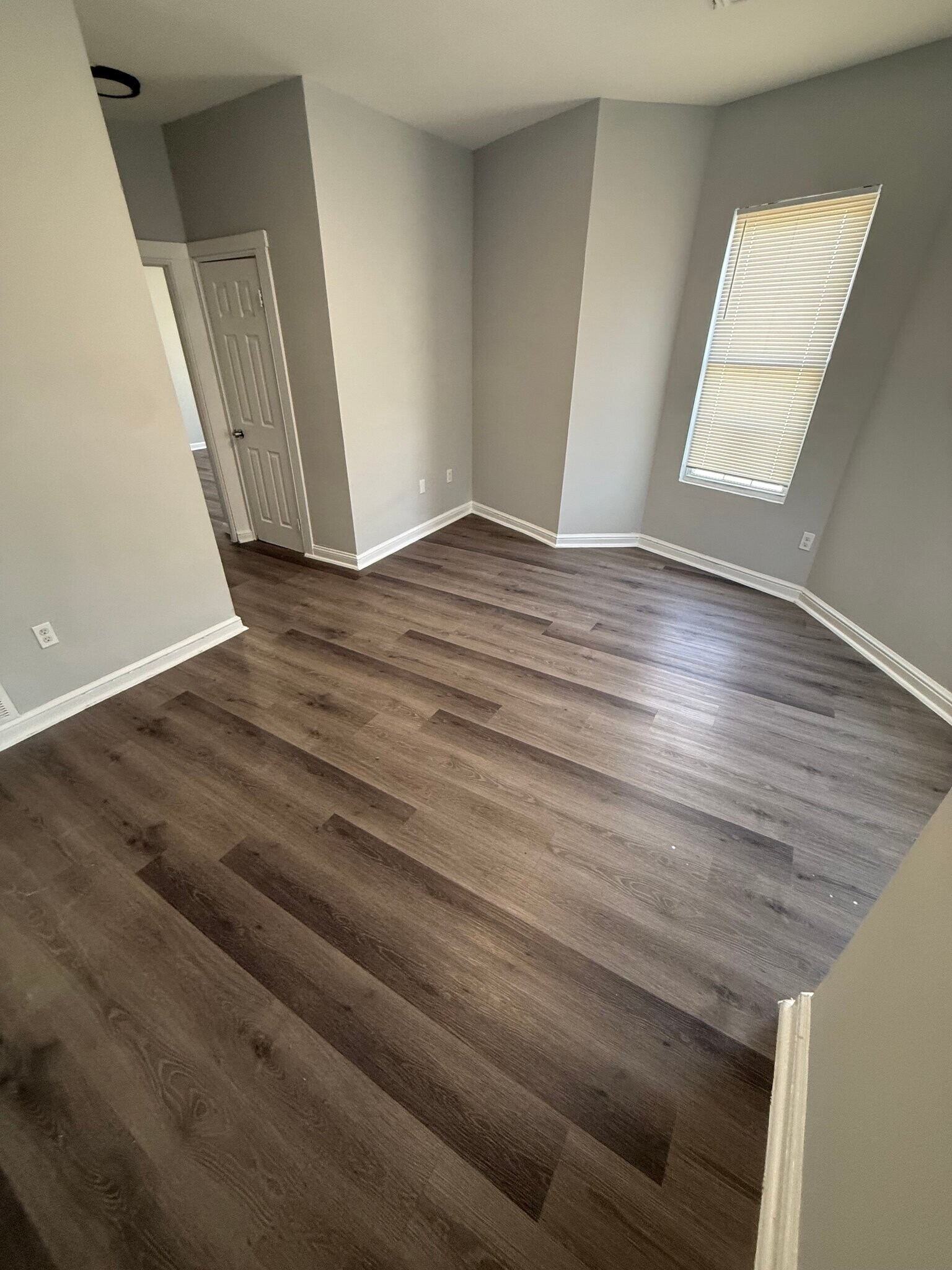 Building Photo - 71-73-73 N Main St