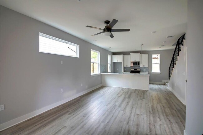 Building Photo - 6111 Carnation Terrace