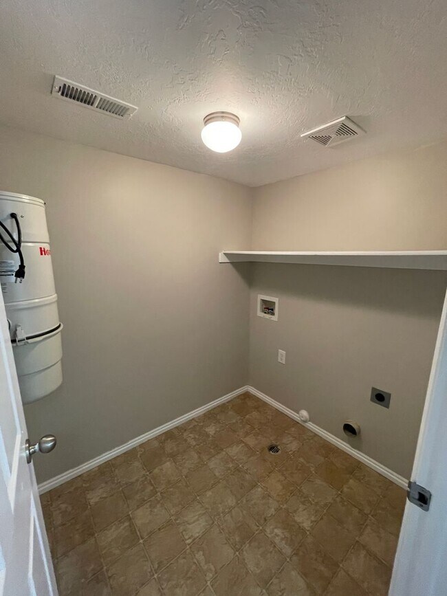 Great 2 Bed in Harrisville 240 W 1975 N Ogden UT 84414 Apartment Finder