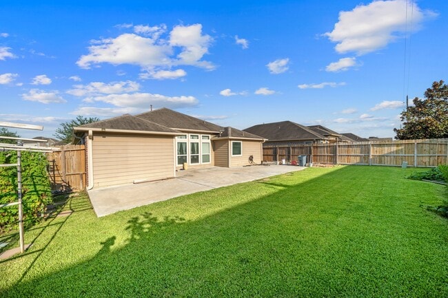 Building Photo - 15427 Signal Ridge Way