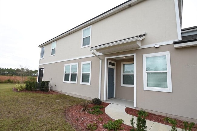 Building Photo - 207 Redbud Rd