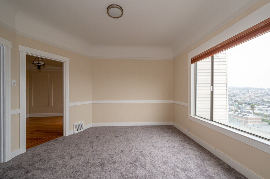 Building Photo - 149 Joost Ave